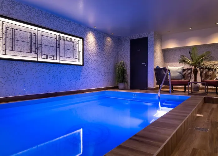 Les Matins De Paris & Spa